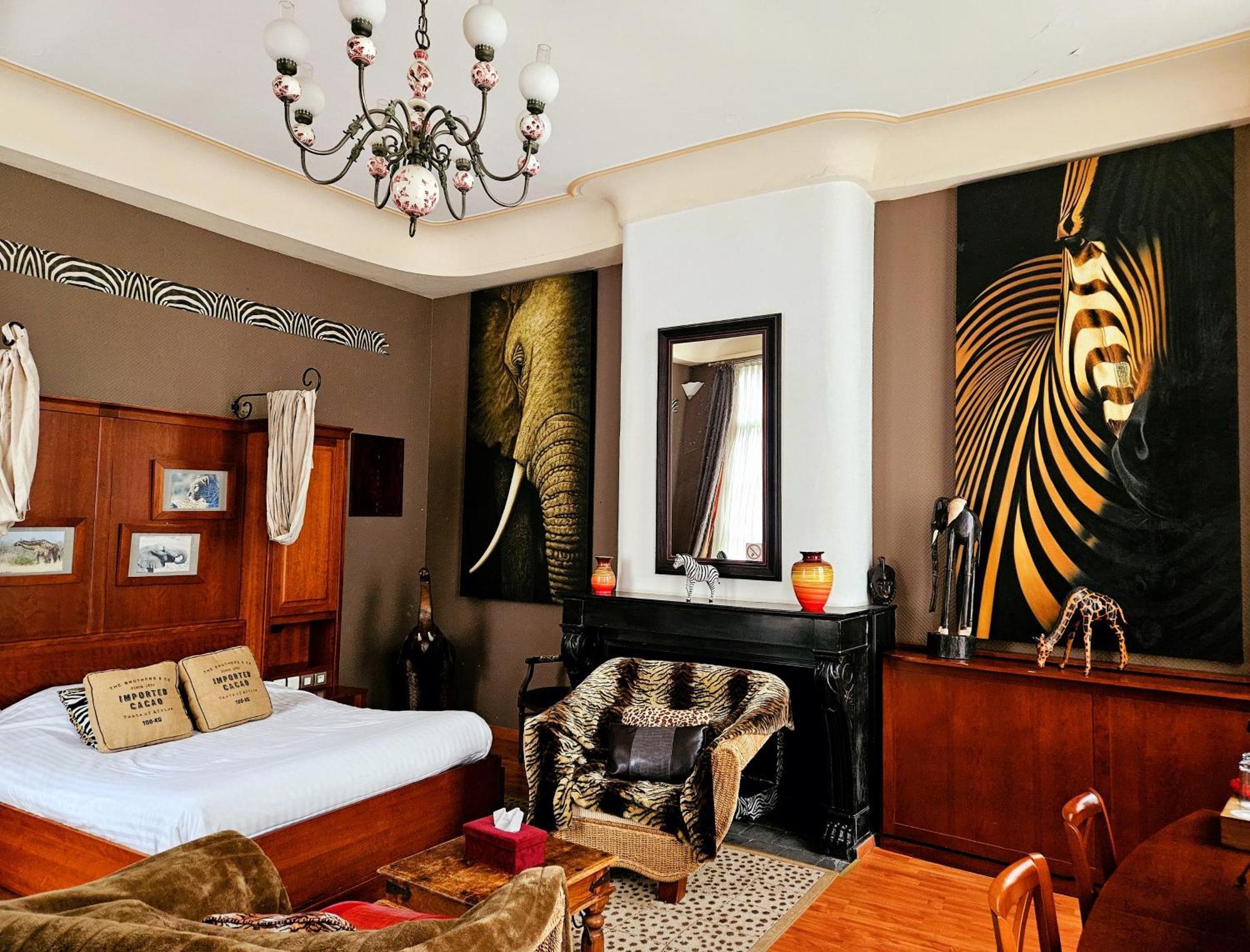 ชาเตลเลอรี เดอ เชอเบก-ใหม่ Hotel กาสเซล ภายนอก รูปภาพ